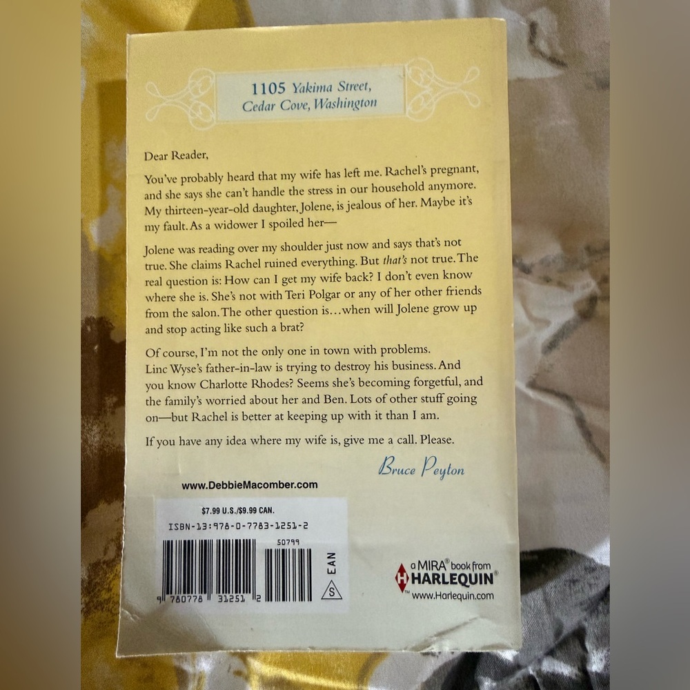 Debbie Macomber Cedar Cove Novel Set - Picture 4 of 5